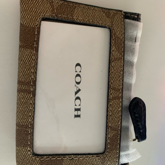 Coach Wallet - Picture 2 of 2